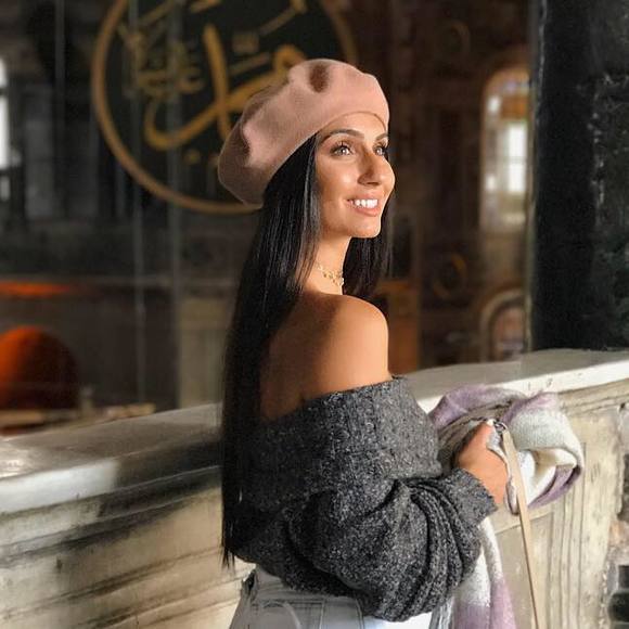 Meet your Posher, Theressa - Picture 1 of 1